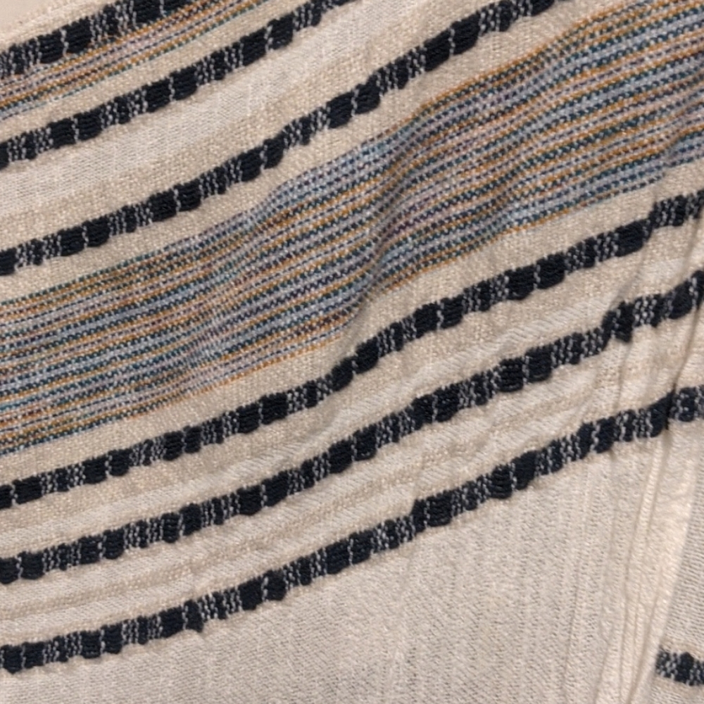 American Eagle Cape - Picture 4 of 5